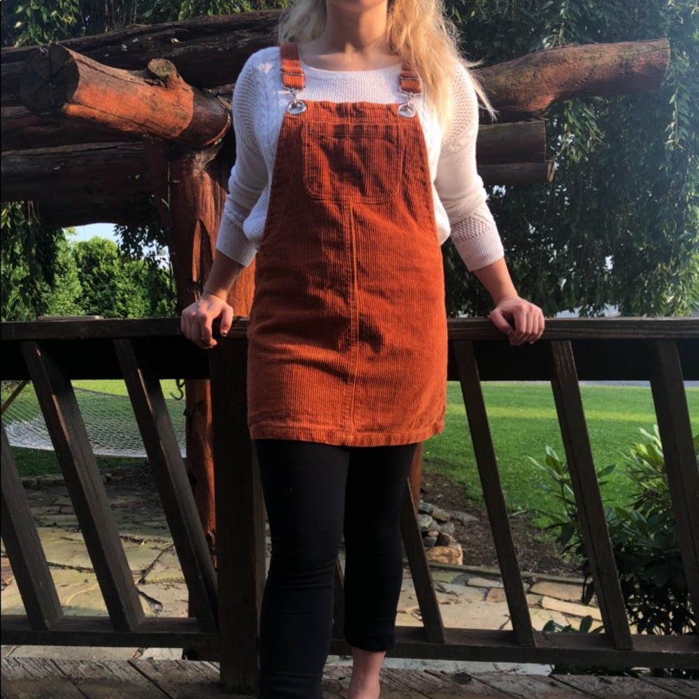 Adorable orange bibs